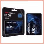 عبوة قرص تخزين SSD 128GB Hikvision E100 باللون الأسود والأزرق، مثالية لتعزيز أداء جهازك الشخصي بسرعة وموثوقية عالية. البتول ستور
